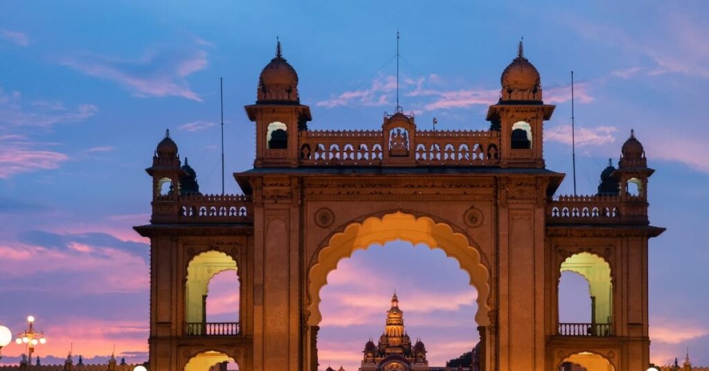 mysore coorg ooty kodaikanal tour package